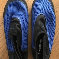 ウォーターシューズ
