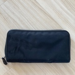 プラダ　財布の画像