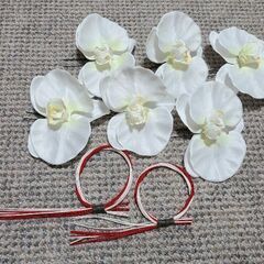 胡蝶蘭髪飾り～結婚式などに～