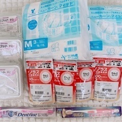 介護用品セット 大人用紙おむつ･経腸栄養剤･歯ブラシ･外皮消毒剤...