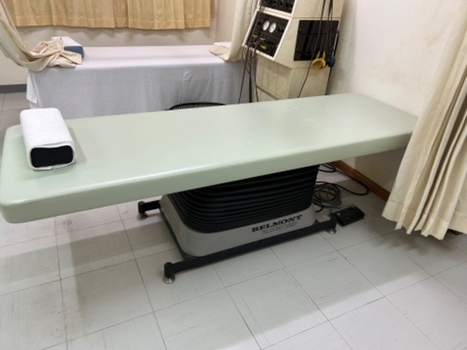 医療用電動昇降ベッド