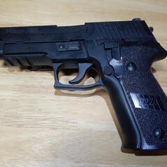 ★マルイP226　マガジン２本　ガスブローバックの画像