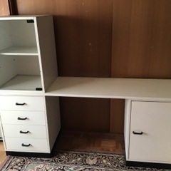 白机　引き出し　物入れ付きの画像