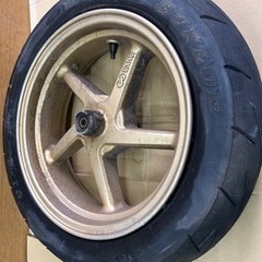 スズキ　ストリートマジック100フロントホイール