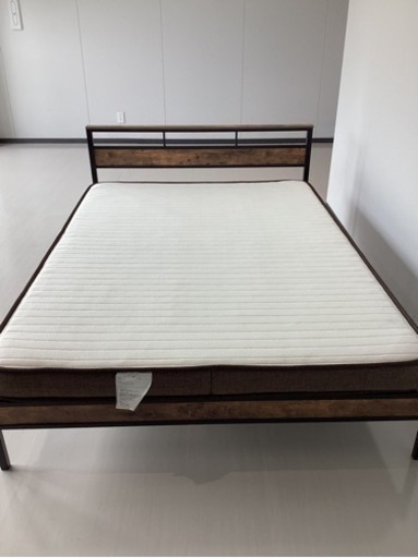 パイプダブルベッド【町田市再生家具】　233223