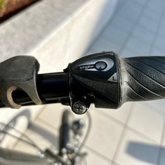 自転車 クロスバイクの画像