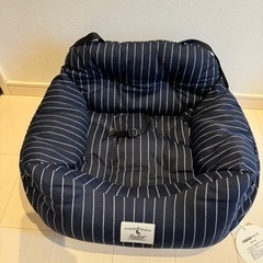 値下げしました！　わんちゃん用 ドライブ ベッド　未使用