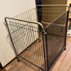 ストーブガードの画像
