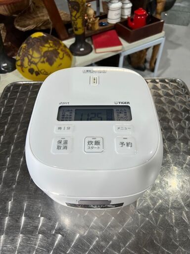 【TIGER】炊飯器 ティガー JBS-A055 遠赤黒持厚釜 3合 2022年 コンパクト シンプル 一人暮らし 新生活