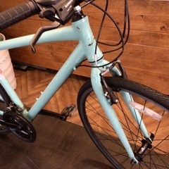 前後タイヤ・前輪チューブ新品！】3×7速 700×28cクロスバイク ホワイト