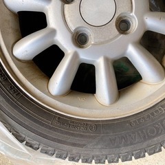 車のパーツ タイヤ、ホイールの画像