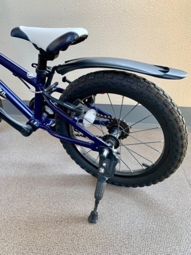 ヨツバサイクル「ヨツバゼロ16」泥よけ・スタンド付　子供自転車