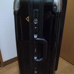 スーツケースの画像