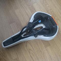 GORIX(ゴリックス) 自転車 低反発 サドル  GX-C19
の画像