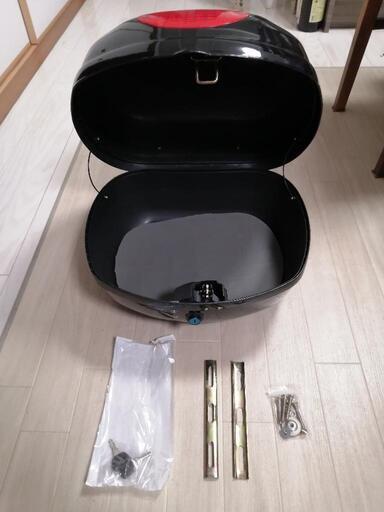 新品未使用!最終値下げ!バイク用キャリーボックス