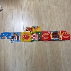 アンパンマン 布 しかけ絵本
