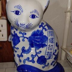 伊万里焼 招き猫？の画像