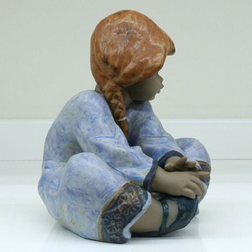 本物 希少 LLADRO No. 2210 LAZY DAY DAISA 1990 フィギュリン 置物 座る少女 リヤドロ レイジーデイ スペイン製 札幌市 清田区 平岡