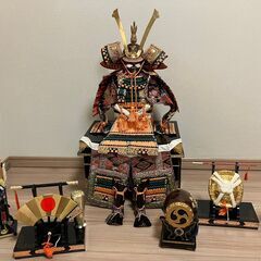 中古品　五月人形 鎧 鎧飾り小物付きHelmets & Samu...