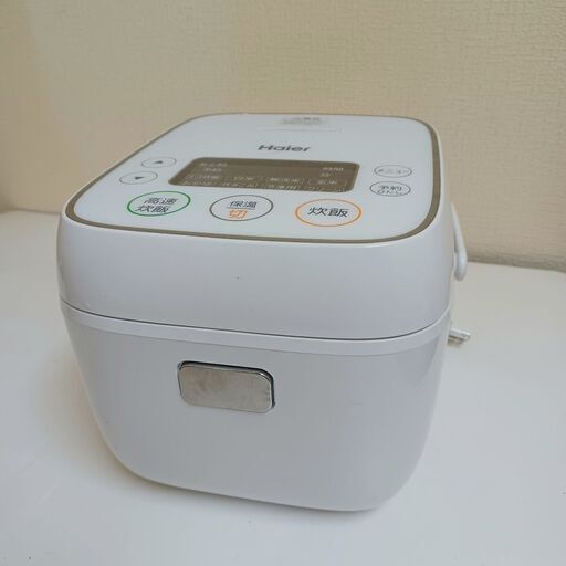 ハイアール　マイコンジャー炊飯器　３合炊き　2019年製【中古美品】を￥2,000でお譲りします！