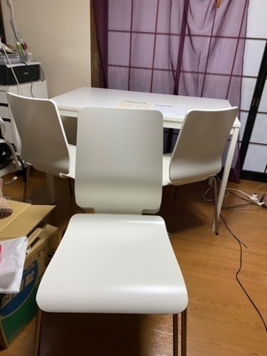 取引終了　IkEA ダイニングテーブル　4〜6人　チェア4脚