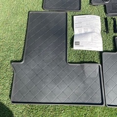 LA650 タントカスタム　純正オールウェザーマットセット　美品　の画像