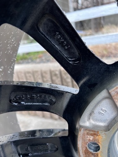 車のパーツ タイヤ、ホイール