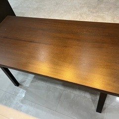 IKEA ダイニングテーブルの画像