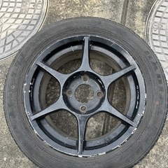 車のパーツ タイヤ、ホイール