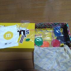 m&m\'sスニーカー