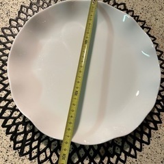 お引き取りいただく方が決まりました　大皿、大鉢セット