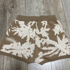 GYDAリーフ柄ショーパンの画像