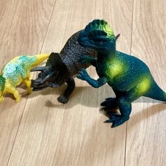恐竜フィギュア