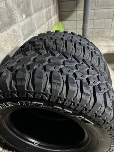 【最終大幅値下げ】タイヤ　レーダー　レネゲード　MT 35×12.5R18 マッド