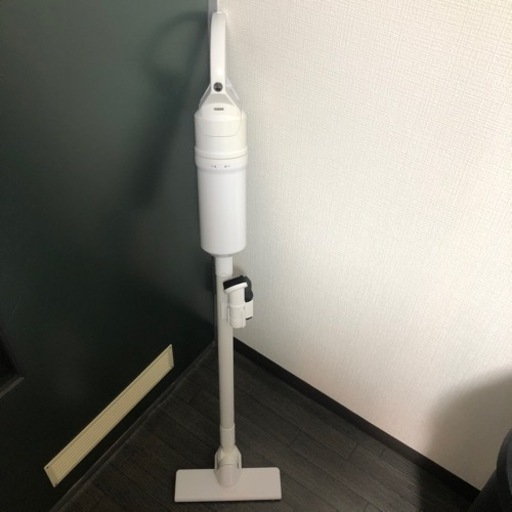 最終値下げ！　コードレス掃除機　ニトリで購入した製品です