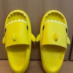 サメ    スリッパ イエロー