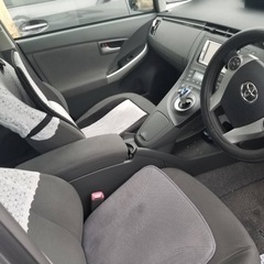 30プリウス　Sグレードの画像