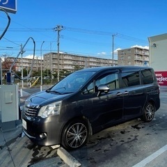 トヨタ　ノア　8人乗る車※車検2026／03／08までの画像