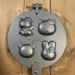 キティちゃんベビーカステラパンの画像