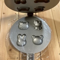 キティちゃんベビーカステラパンの画像