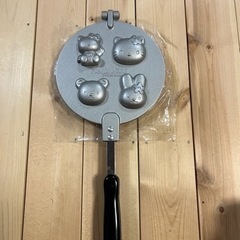 キティちゃんベビーカステラパン