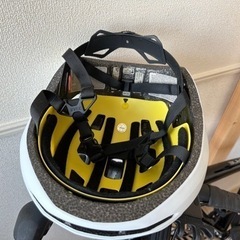 Specialized スペシャライズド　ヘルメットの画像