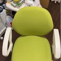 回転椅子 緑の画像