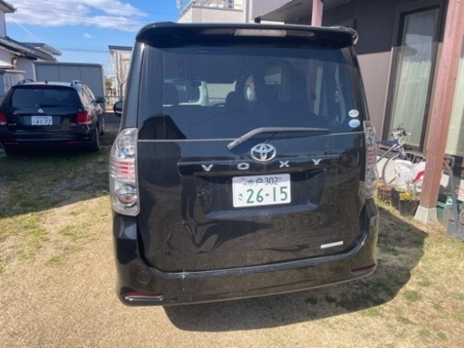 TOYOTA ヴォクシー　