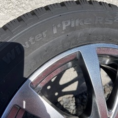 車のパーツ タイヤ、ホイール