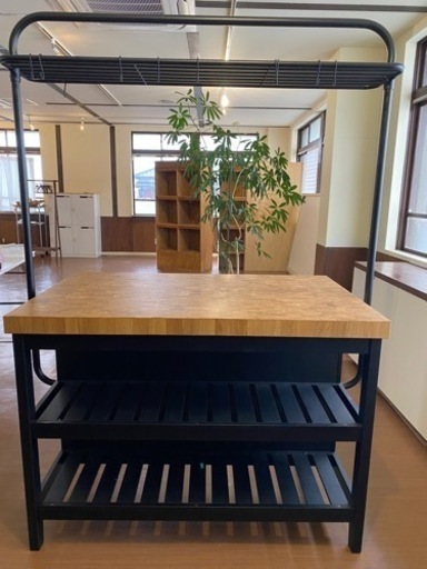 IKEA家具　VADHOLMA　アイランドキッチンテーブル　