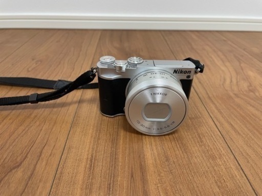 (決まりました)Nikon j5