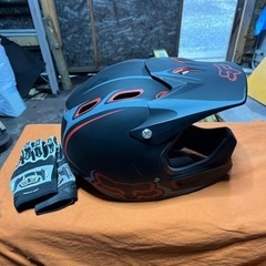 オフロードヘルメットの画像