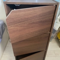 収納ボックス 本棚 扉付き