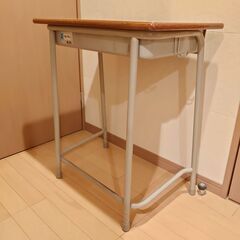 学校 机①  高さ70cm【直接受け渡しのみ】